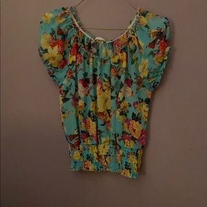 Flowy flower top